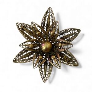 Vintage Gold Filigree Flower Brooch